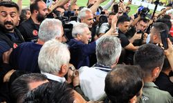 Aziz Yıldırım 8 yıl sonra yeniden Fenerbahçe başkanı