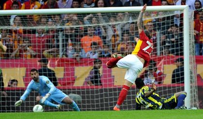 Galatasaray 1-2 Fenerbahçe | Süper Final - 2011/12 | MAÇ ÖZETİ
