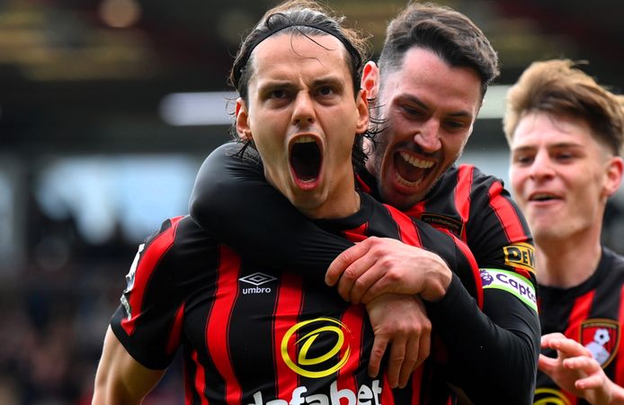 Bournemouth, Enes Ünal ile 4 yıllık sözleşme imzaladı