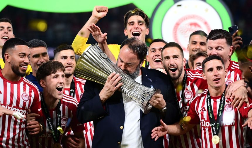 UEFA Avrupa Konferans Ligi'nde şampiyon Olympiakos